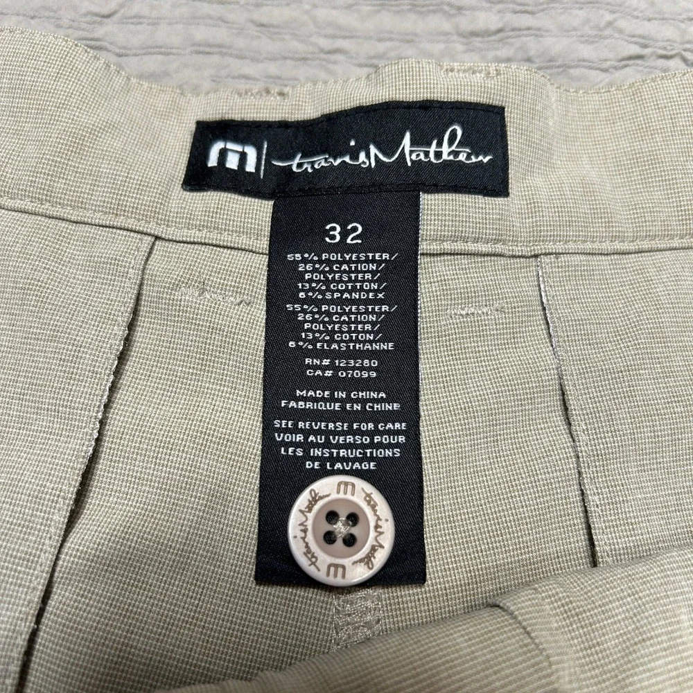 TravisMathew Mens Golf Shorts Khaki Tan Performance Stretch Size 32 10in Inseam